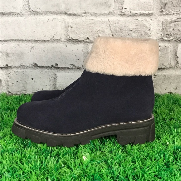 La Canadienne - ABBA Shearling Lined Suede Bootie - Picture 4 of 7